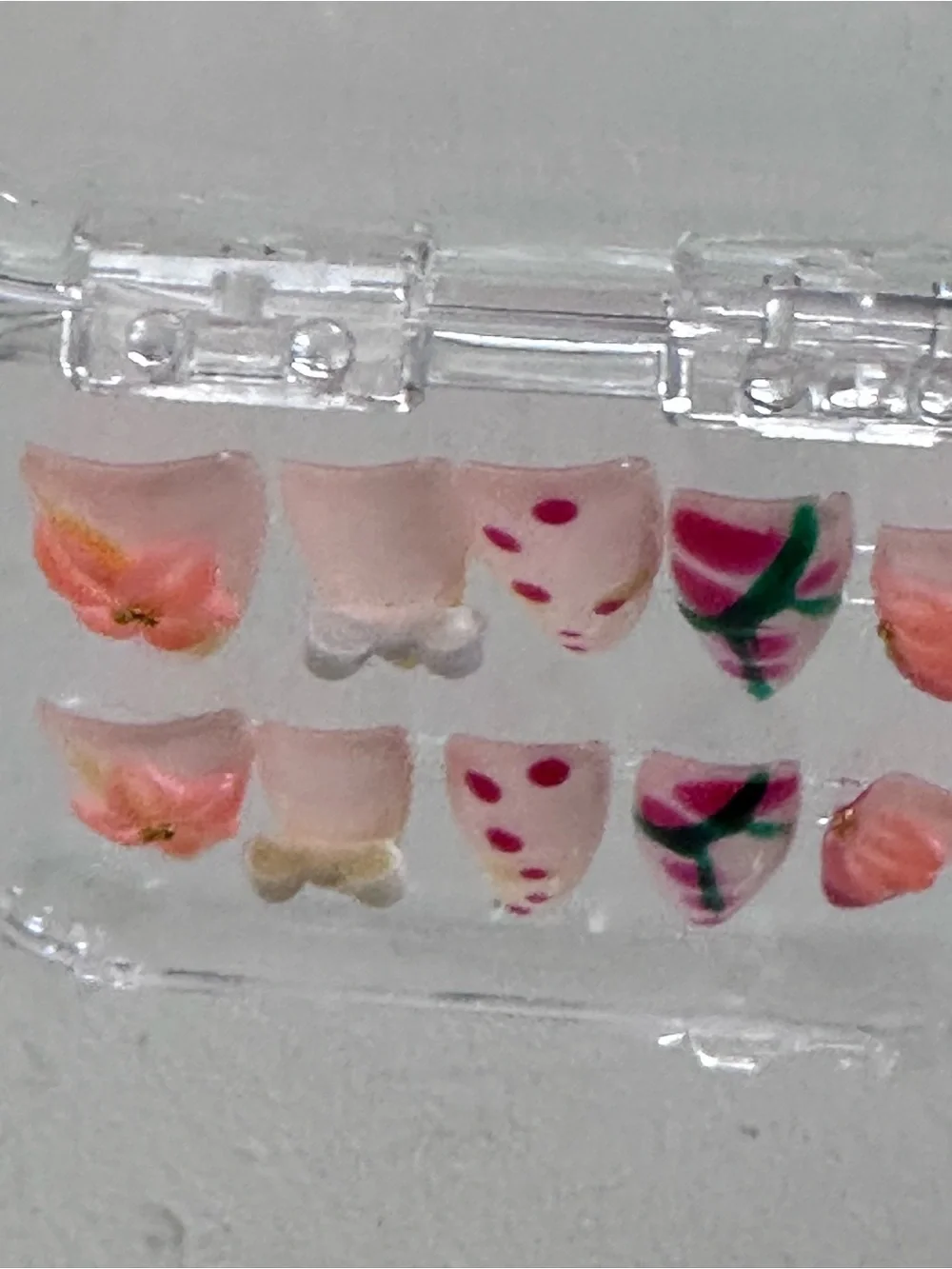 Handmade 3D Floral & Bow Press-On Nails / Almond Shape / Coquette Nail Art cat e